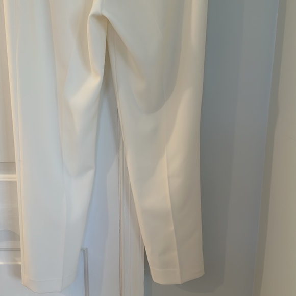 NWOT Theory White Ankle Pull On Pants in Size 8 - Picture 7 of 9